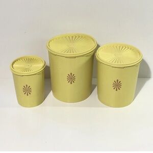 Tupperware Servalier Nesting Canister Set 3 Yellow 805-3, 807-3, 811-3 Lids